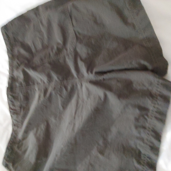 B moss cotton nylon size large shorts - Picture 3 of 4